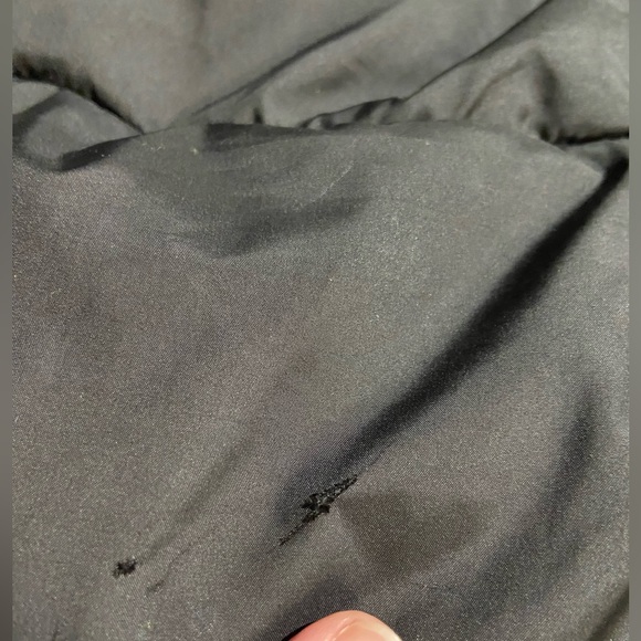 Michael Kors black puffer jacket. - Picture 6 of 6